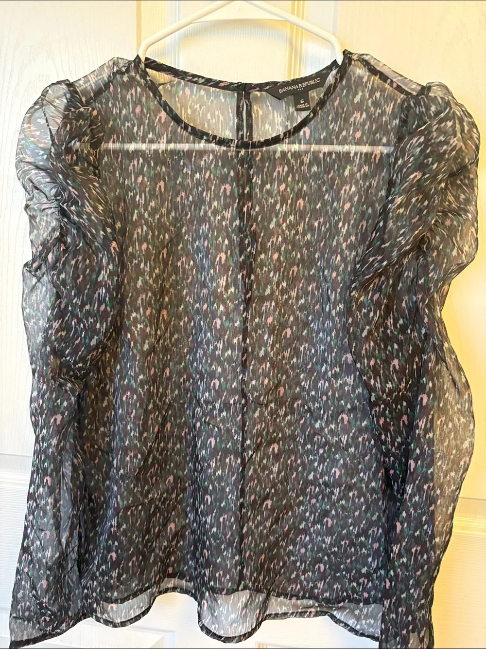 Banana Republic Black Sheer Multicolor Printed Puff-Sleeve Blouse